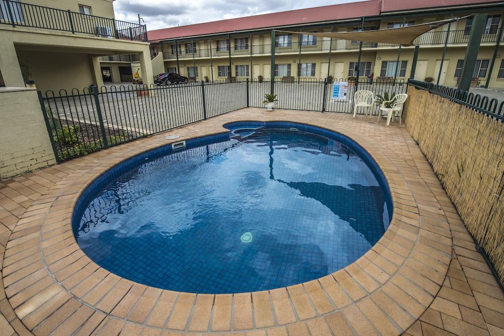 Golden Guitar Motor Inn Tamworth Esterno foto